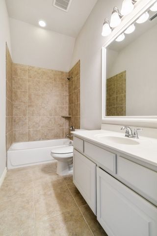 832 Dusty Trail, Little Elm, TX 76227