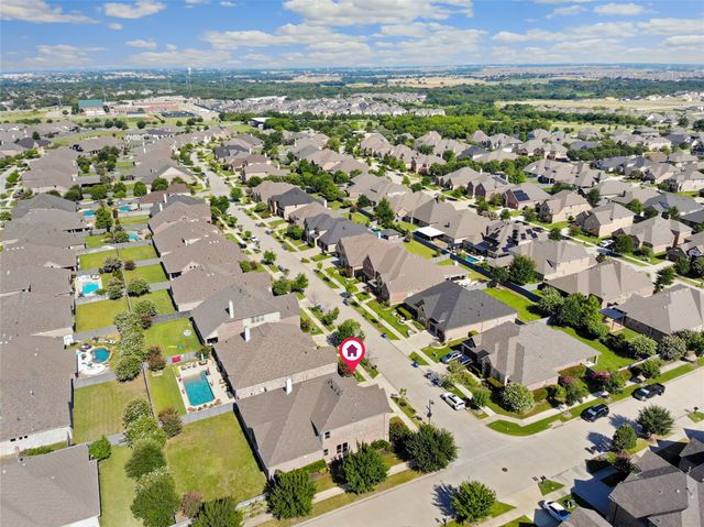 832 Dusty Trail, Little Elm, TX 76227