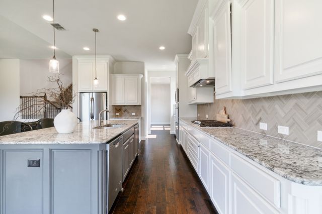 832 Dusty Trail, Little Elm, TX 76227