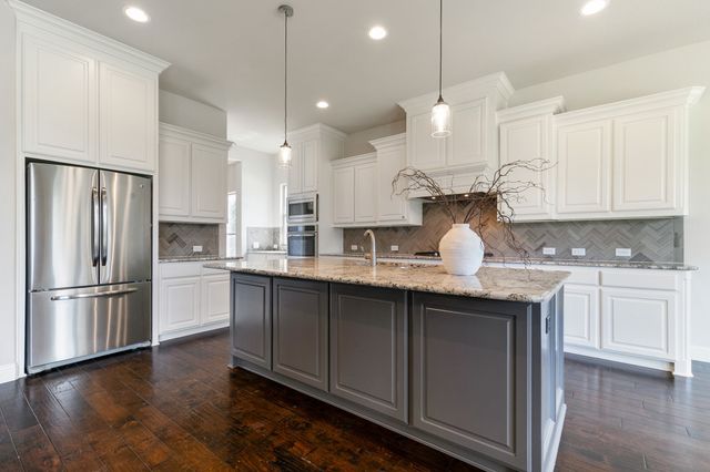 832 Dusty Trail, Little Elm, TX 76227