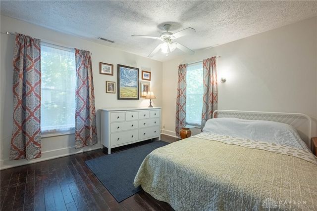 20 Greenwood Avenue, Dayton, OH 45410