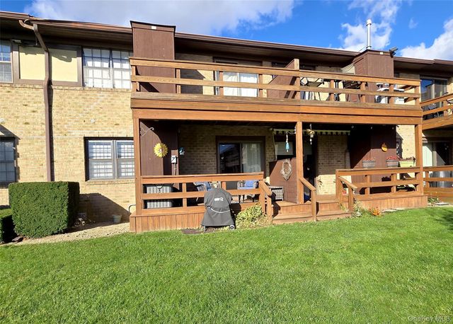 324 Mariners Way, Copiague, NY 11726