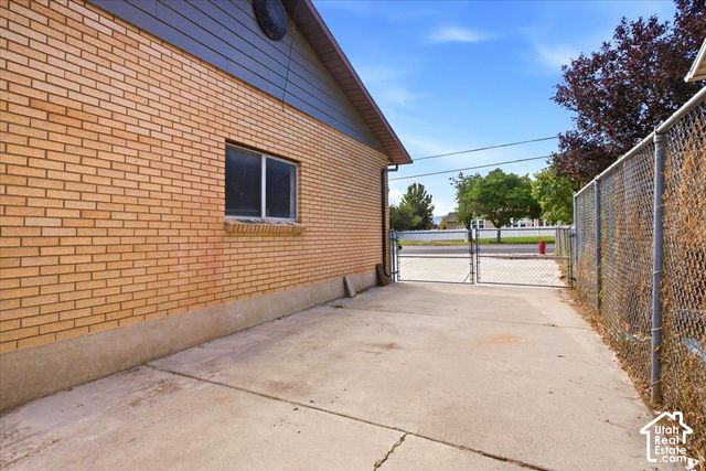 6461 S 2700 W, Taylorsville, UT 84129