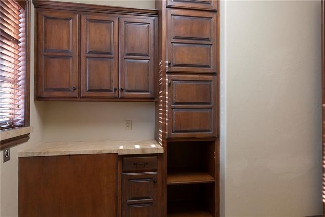 9600 Abby Lane, Yukon, OK 73099