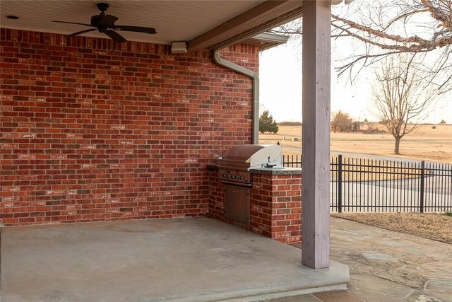9600 Abby Lane, Yukon, OK 73099