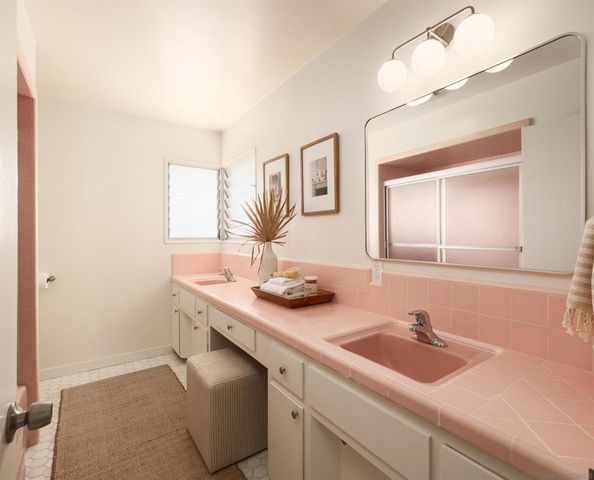 5926 Germaine Ln, La Jolla, CA 92037