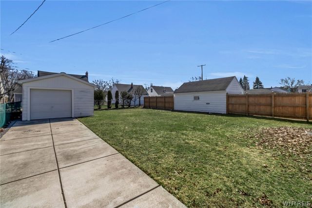 17 Newport Avenue, Buffalo, NY 14216