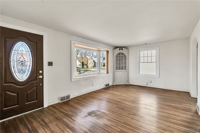 17 Newport Avenue, Buffalo, NY 14216