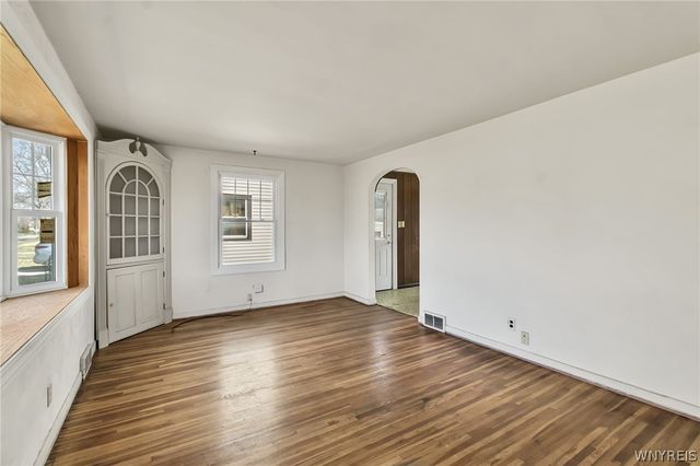 17 Newport Avenue, Buffalo, NY 14216