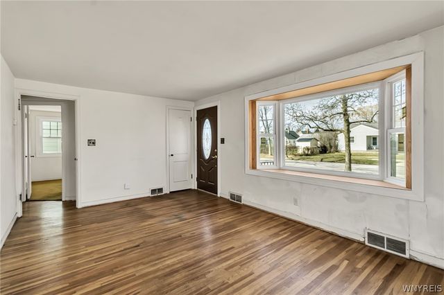 17 Newport Avenue, Buffalo, NY 14216