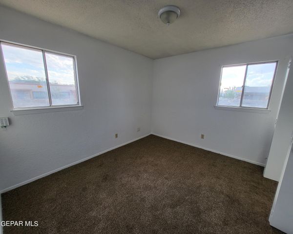 201 Moon River Lane, El Paso, TX 79912