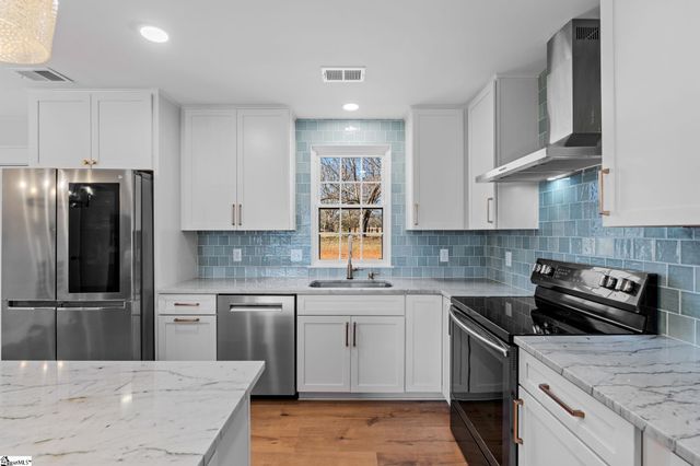 181 Peach Orchard Drive, Honea Path, SC 29654