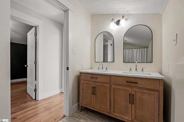 181 Peach Orchard Drive, Honea Path, SC 29654