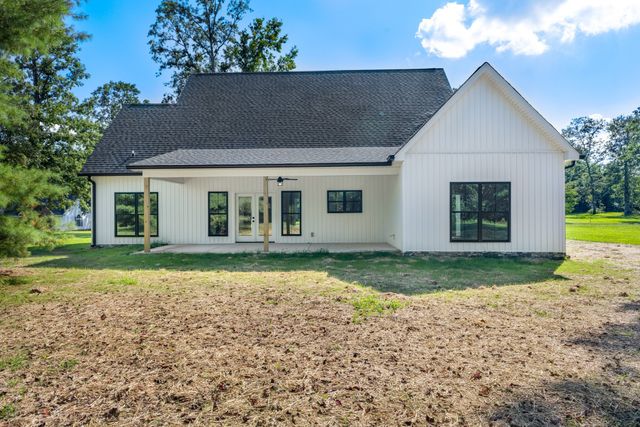 57 Simons Blvd, Morrison, TN 37357