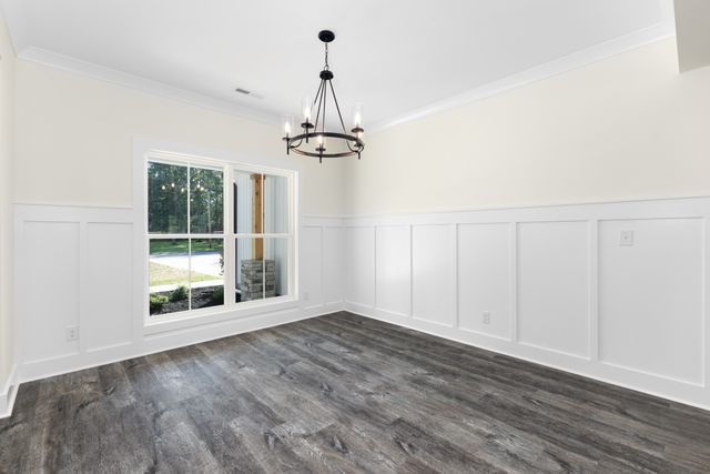 57 Simons Blvd, Morrison, TN 37357