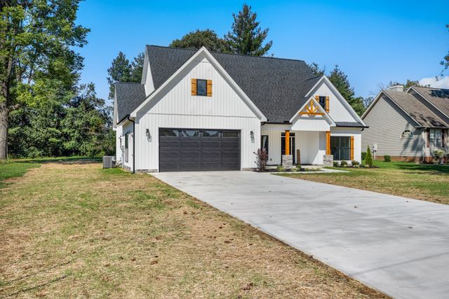 57 Simons Blvd, Morrison, TN 37357