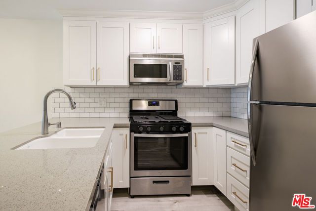 22 Navy Street 103, Venice (los Angeles), CA 90291