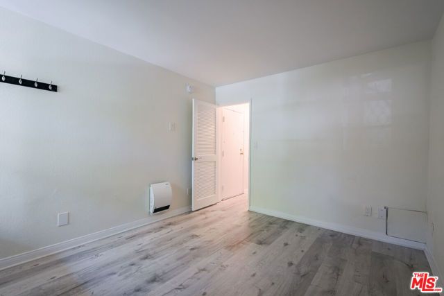 22 Navy Street 103, Venice (los Angeles), CA 90291
