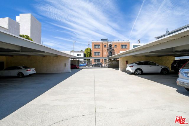 22 Navy Street 103, Venice (los Angeles), CA 90291