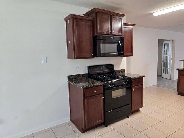 9434 Sapphire Creek Lane, Rosharon, TX 77583