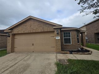 9434 Sapphire Creek Lane, Rosharon, TX 77583