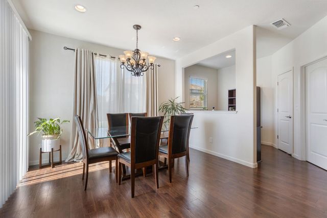 2573 Mead Way, Roseville, CA 95747