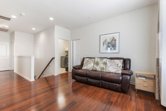 2573 Mead Way, Roseville, CA 95747