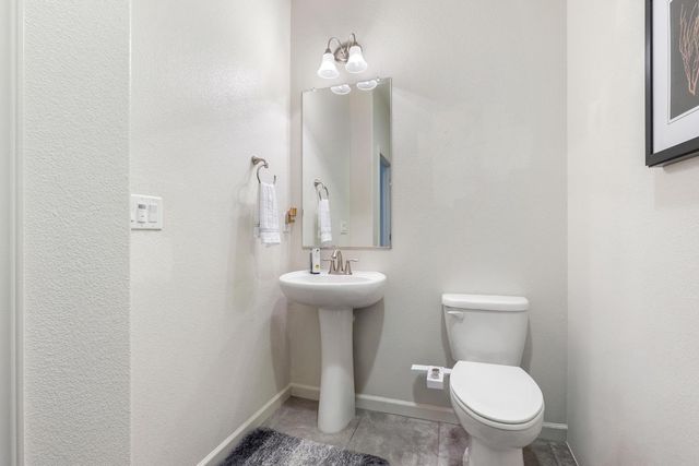 2573 Mead Way, Roseville, CA 95747