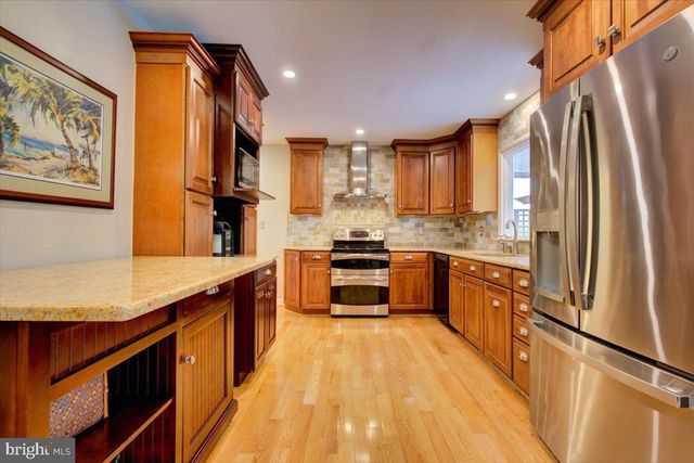 276 W 7 STARS ROAD, Phoenixville, PA 19460