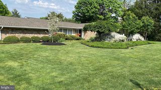 276 W 7 STARS ROAD, Phoenixville, PA 19460
