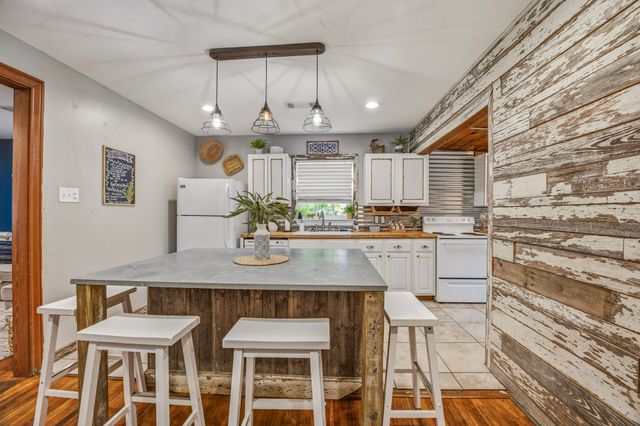 845 N Ollie Street, Stephenville, TX 76401