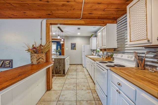 845 N Ollie Street, Stephenville, TX 76401