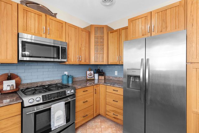 5 Ocean Blvd Unit A2, Hampton, NH 03842