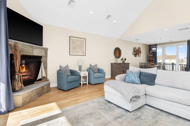 5 Ocean Blvd Unit A2, Hampton, NH 03842