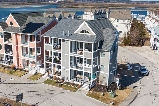 5 Ocean Blvd Unit A2, Hampton, NH 03842