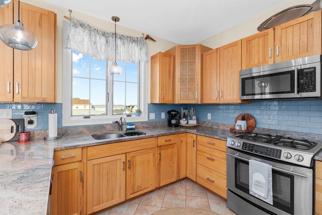 5 Ocean Blvd Unit A2, Hampton, NH 03842