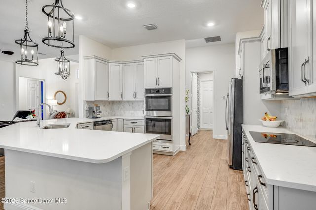 718 Yearling Trail, Sebastian, FL 32958