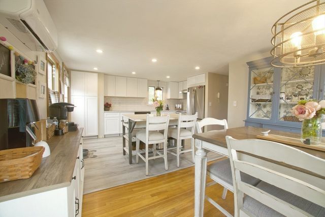11 Ellisville Drive, Plymouth, MA 02360