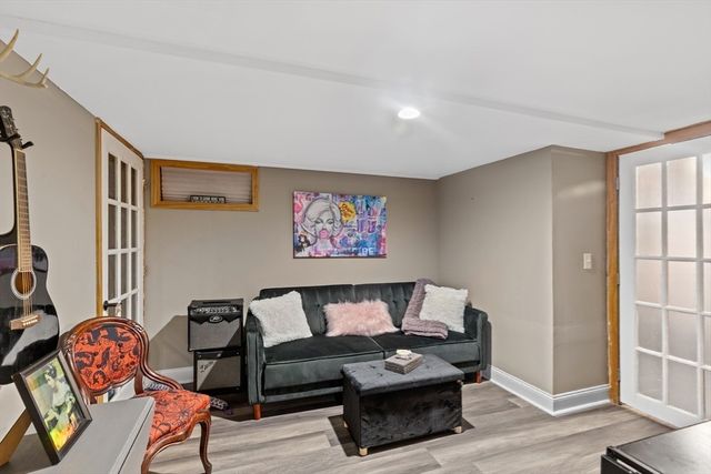 11 Ellisville Drive, Plymouth, MA 02360