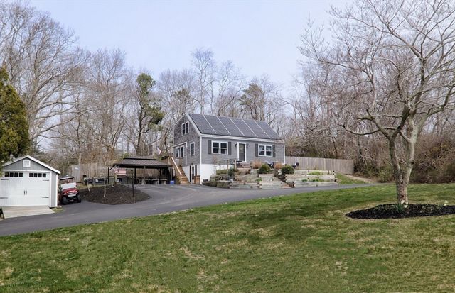 11 Ellisville Drive, Plymouth, MA 02360