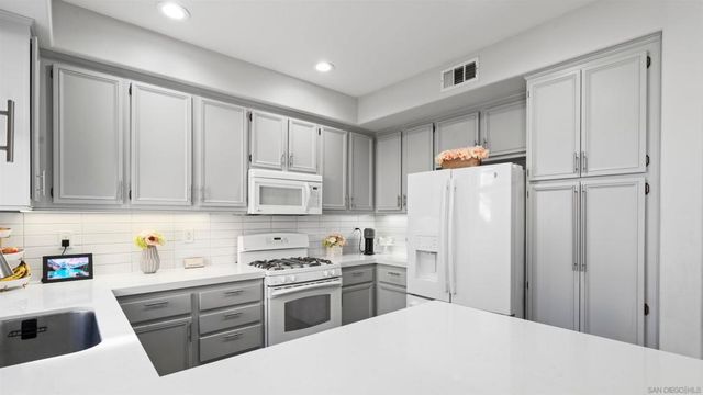 28327 Triese St, Murrieta, CA 92563