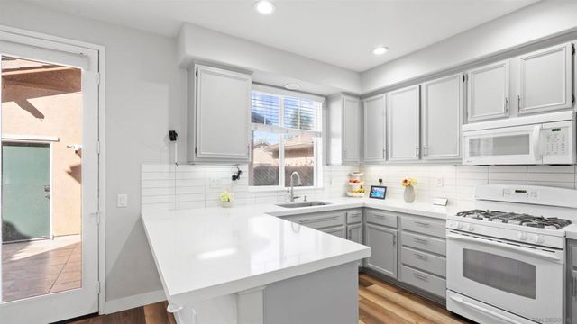 28327 Triese St, Murrieta, CA 92563