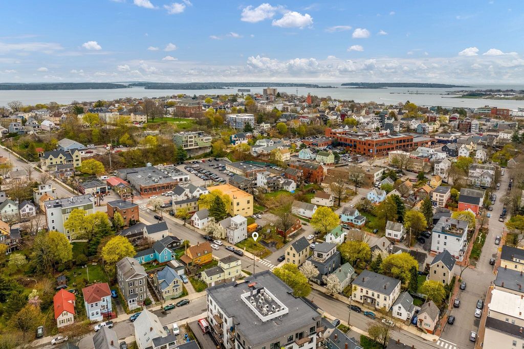 20 Fox Street, Portland, ME 04101 — exterior