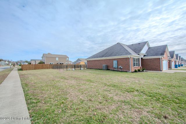 404 Villa Ln, Shepherdsville, KY 40165