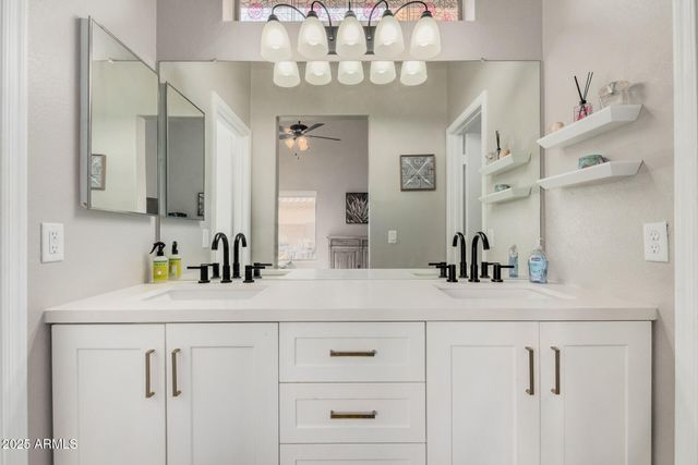 40808 N HEARST Drive, Anthem, AZ 85086