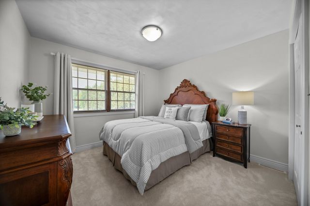 5124 W RIDGE Road, Erie, PA 16506