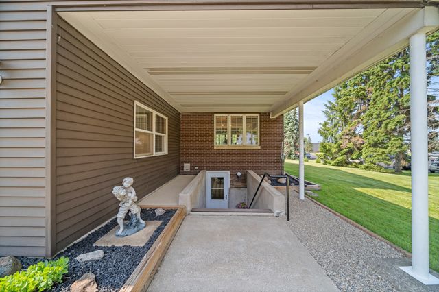 5124 W RIDGE Road, Erie, PA 16506
