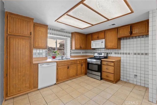 26825 Pamela Drive, Canyon Country, CA 91351