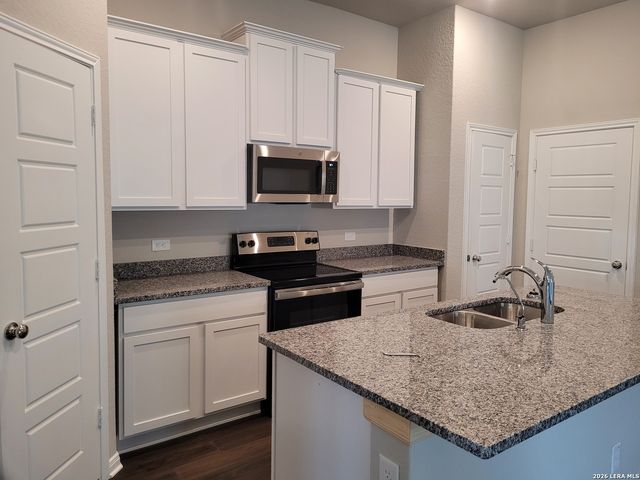 1108 RIVER WOOD, Seguin, TX 78155