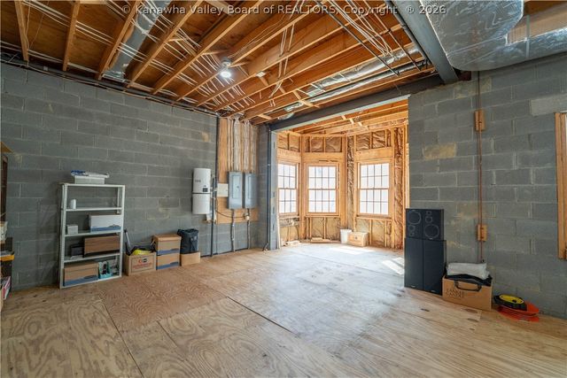 105 East Ridge Road, Charleston, WV 25314